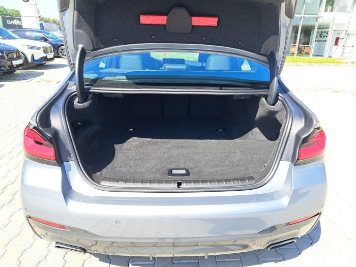 BMW Seria 5, 530E XDRIVE, 2022, 86700 km