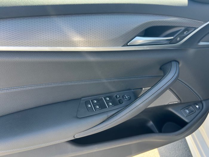 BMW Seria 5, 530E, 2019, 65562 km