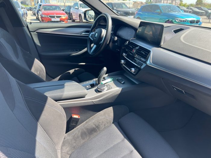 BMW Seria 5, 530E, 2019, 65562 km