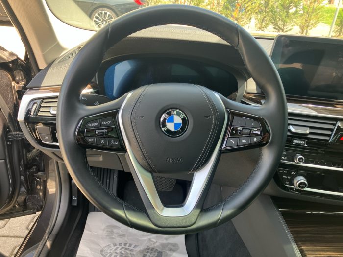 BMW Seria 5, 530E, 2021, 74100 km