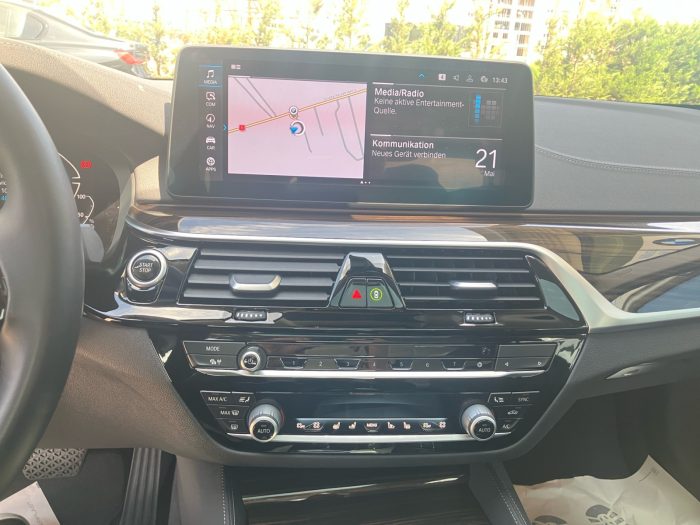 BMW Seria 5, 530E, 2021, 74100 km