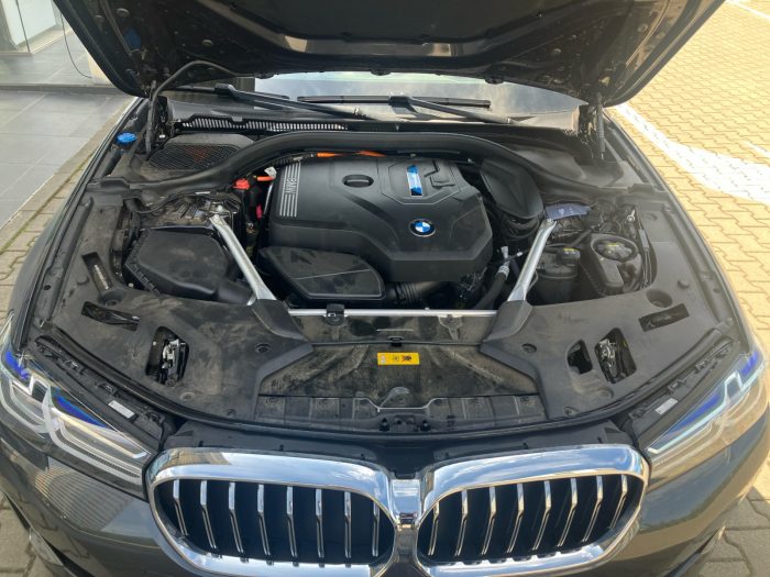BMW Seria 5, 530E, 2021, 74100 km