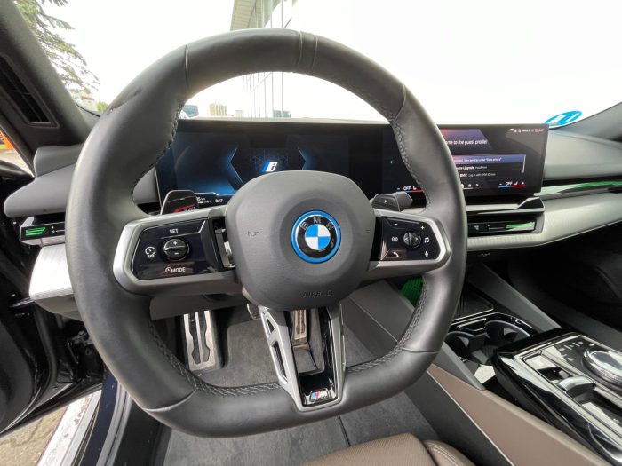 BMW Seria 5, 530E, 2024, 19800 km