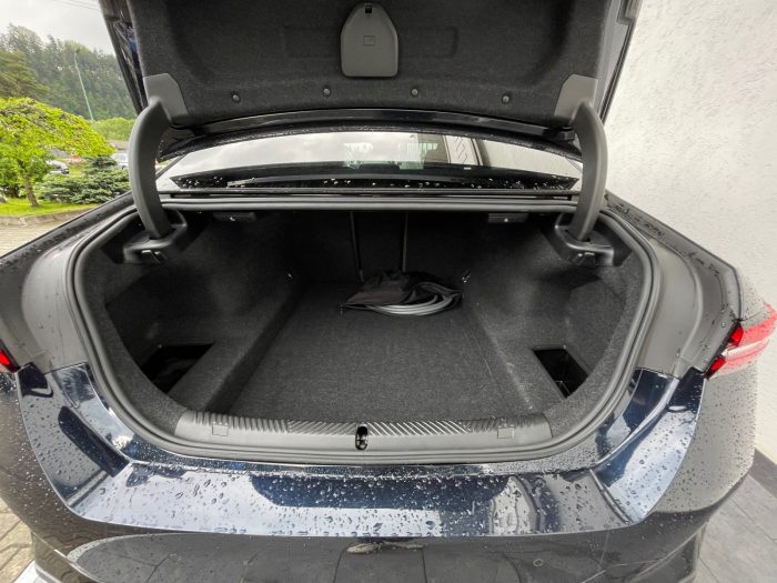 BMW Seria 5, 530E, 2024, 19800 km