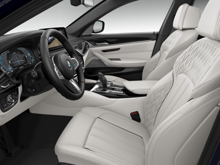 BMW Seria 5, 545E XDRIVE, 2020, 73400 km
