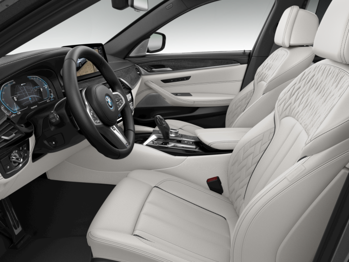 BMW Seria 5, 545E XDRIVE, 2022, 54900 km