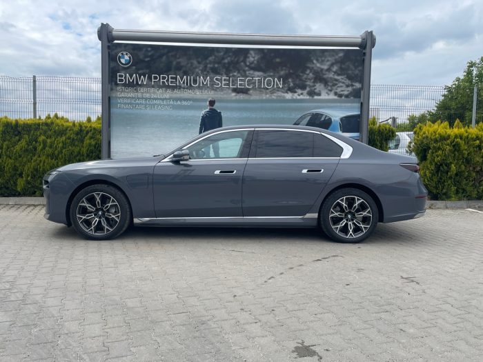 BMW Seria 7, 750E XDRIVE, 2023, 45600 km