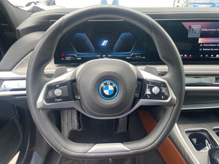 BMW Seria 7, 750E XDRIVE, 2023, 45600 km