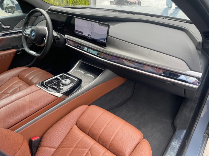 BMW Seria 7, 750E XDRIVE, 2023, 45600 km