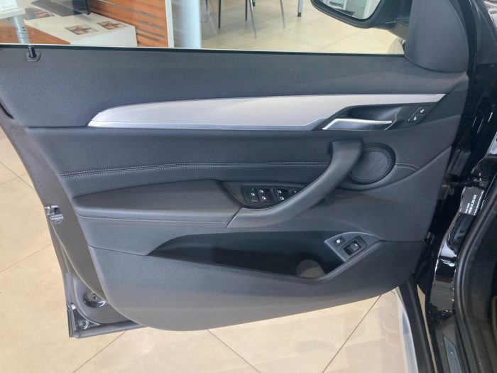 BMW X1, X1 XDRIVE25E, 2022, 88000 km