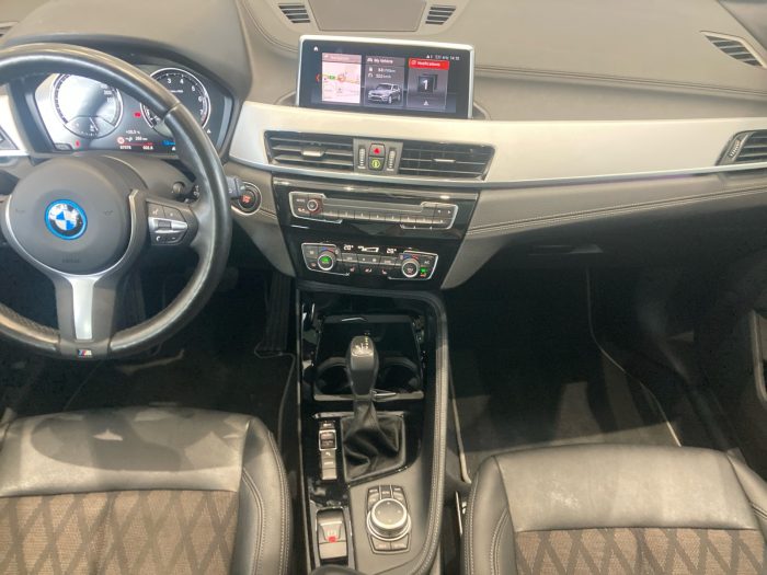 BMW X1, X1 XDRIVE25E, 2022, 88000 km