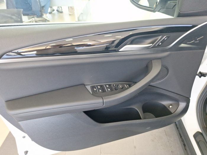 BMW X3, X3 XDRIVE30E, 2023, 32500 km