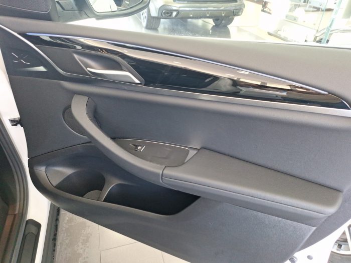 BMW X3, X3 XDRIVE30E, 2023, 32500 km