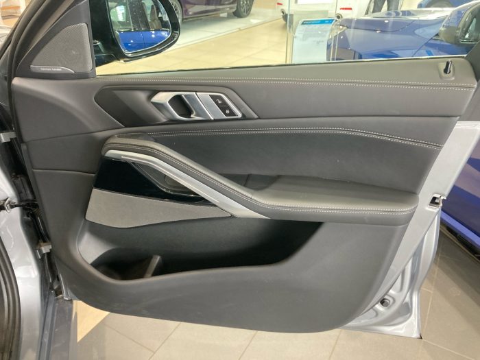 BMW X6, X6 XDRIVE30D, 2024, 6000 km