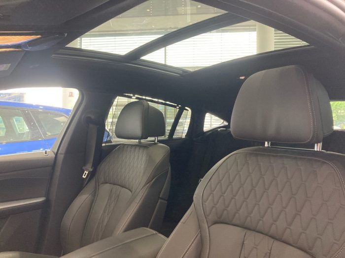 BMW X6, X6 XDRIVE30D, 2024, 6000 km