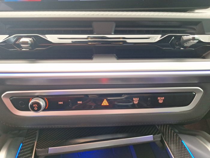 BMW XM, XM 50E, 2024, 25900 km