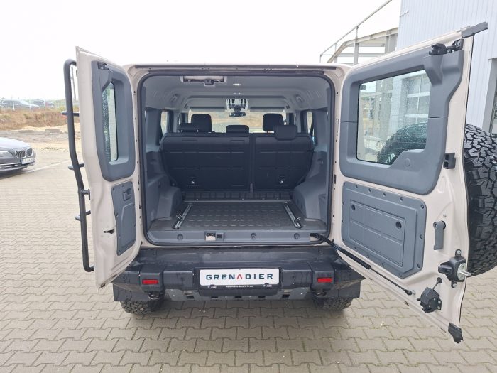 INEOS Grenadier, GRENADIER, 2022, 14482 km