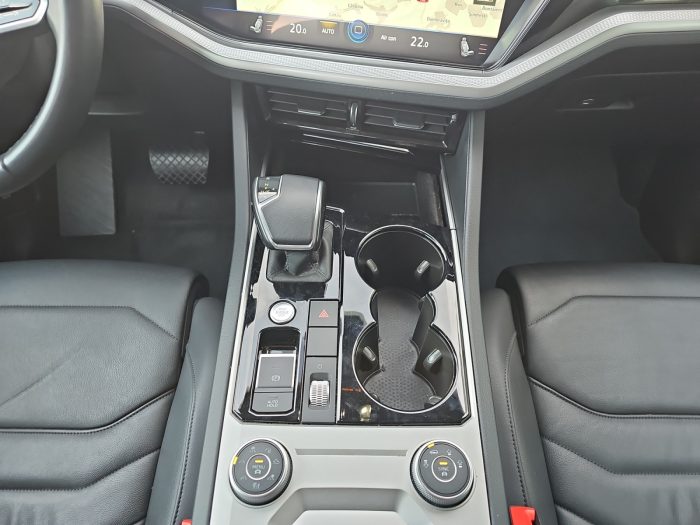 VOLKSWAGEN Touareg, , 2022, 101000 km
