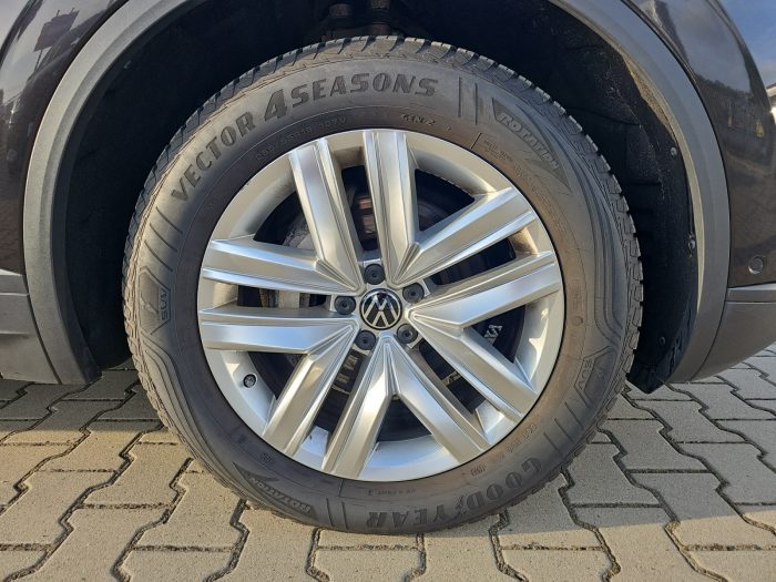 VOLKSWAGEN Touareg, , 2022, 101000 km