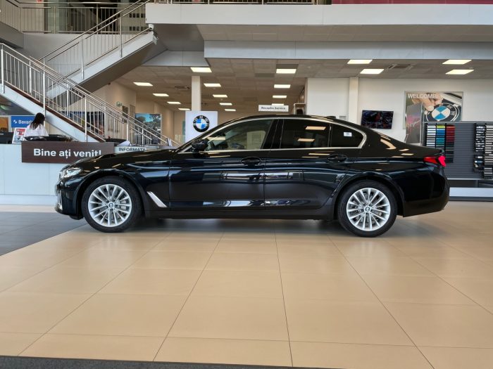 BMW Seria 5, 530I XDRIVE, 2021, 11700 km