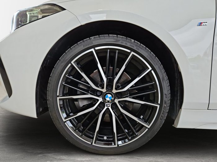 BMW Seria 1, 116I, 2024, 5909 km