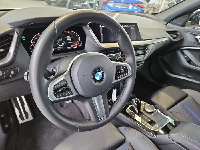 BMW Seria 1, 116I, 2024, 5909 km