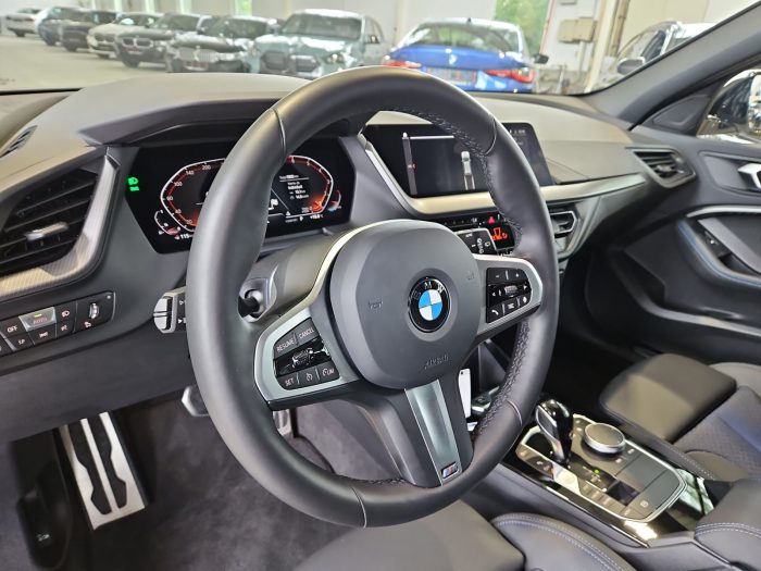 BMW Seria 1, 116I, 2024, 5909 km