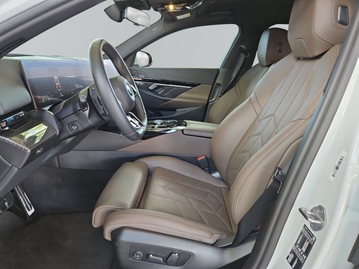 BMW Seria 5, 520D, 2024, 19326 km