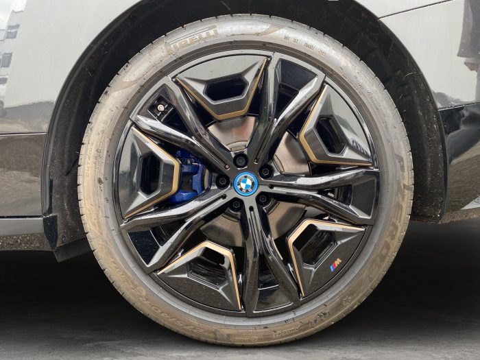 BMW iX, IX XDRIVE50, 2024, 2340 km