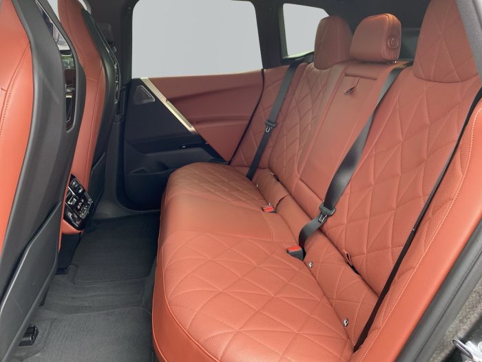 BMW iX, IX XDRIVE50, 2024, 2340 km