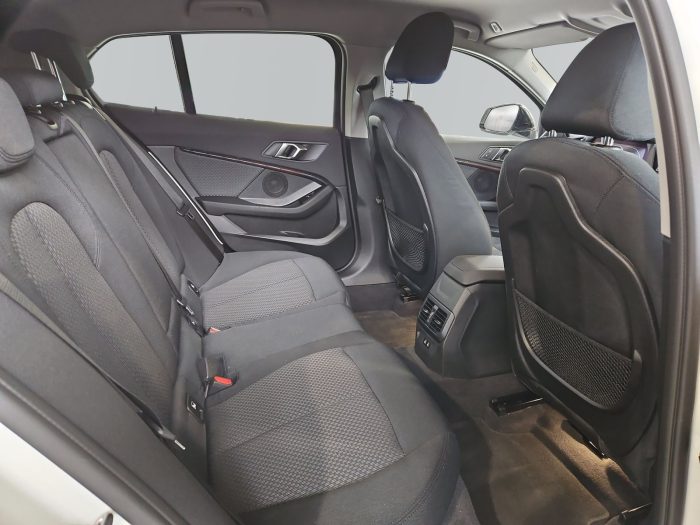 BMW Seria 1, 118I, 2022, 30190 km