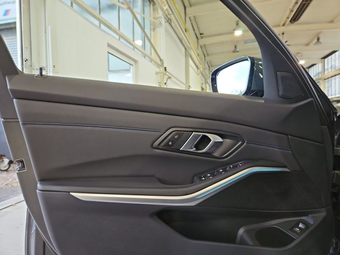 BMW Seria 3, 320D, 2024, 24245 km