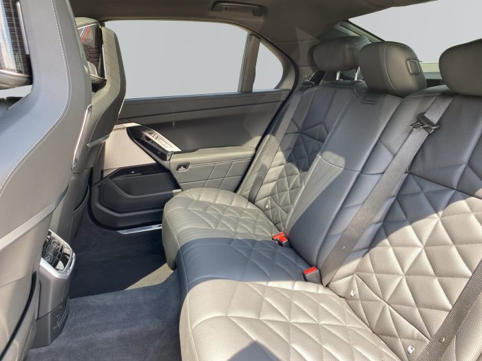 BMW Seria 7, 740D XDRIVE, 2024, 22230 km