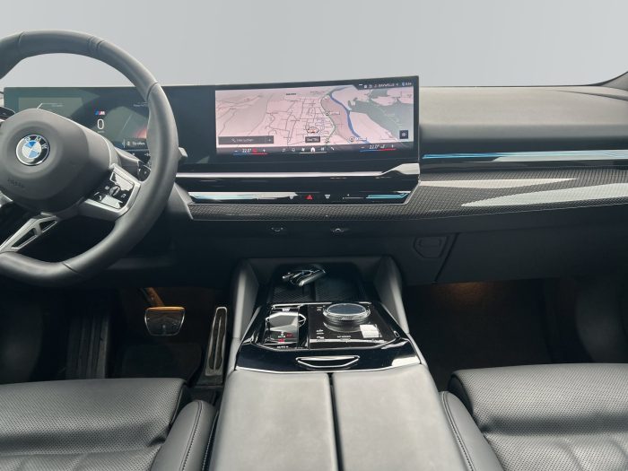 BMW Seria 5, 520D XDRIVE, 2024, 25384 km