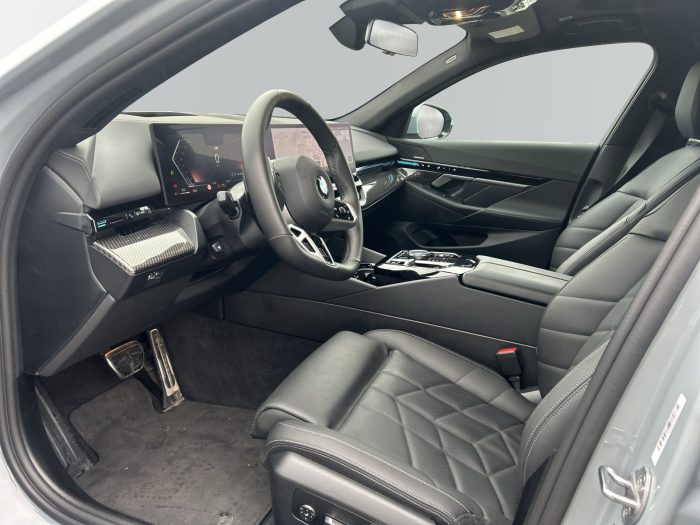 BMW Seria 5, 520D XDRIVE, 2024, 25384 km