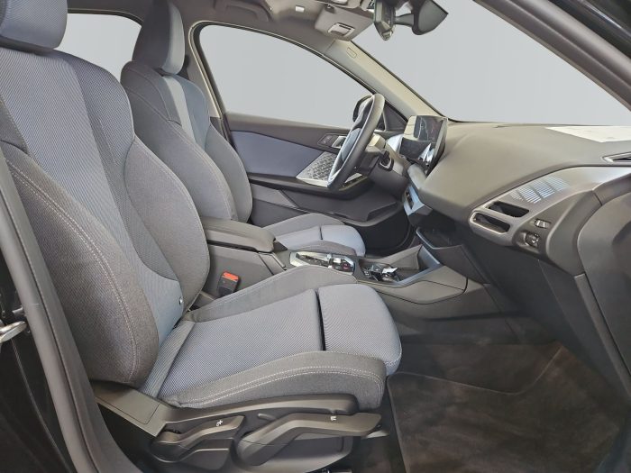 BMW Seria 1, 118D, 2024, 7527 km