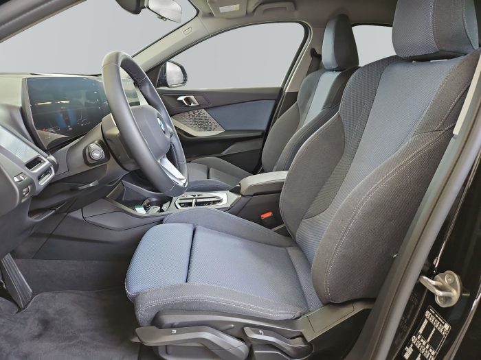 BMW Seria 1, 118D, 2024, 7527 km