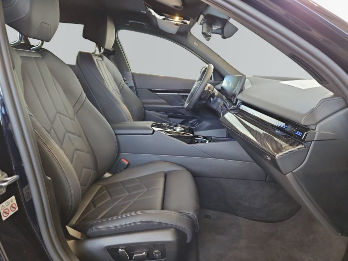 BMW Seria 5, 520D, 2024, 24756 km