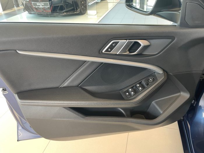 BMW Seria 1, 118I, 2022, 49784 km