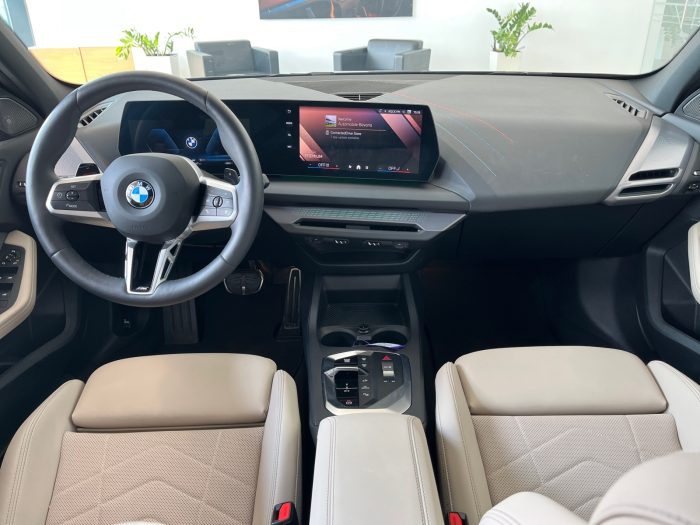 BMW Seria 1, 120 HATCH 5 USI, 2024, 4447 km
