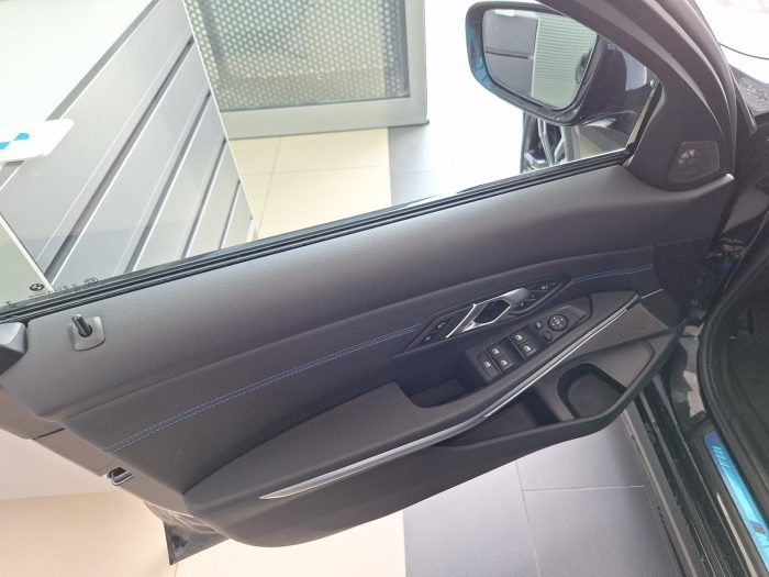 BMW Seria 3, 320D XDRIVE, 2024, 15500 km