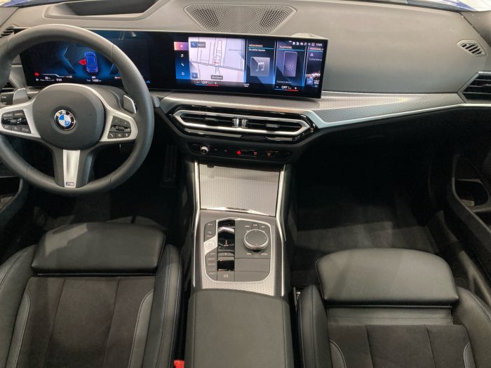 BMW Seria 3, 330I XDRIVE, 2024, 14200 km