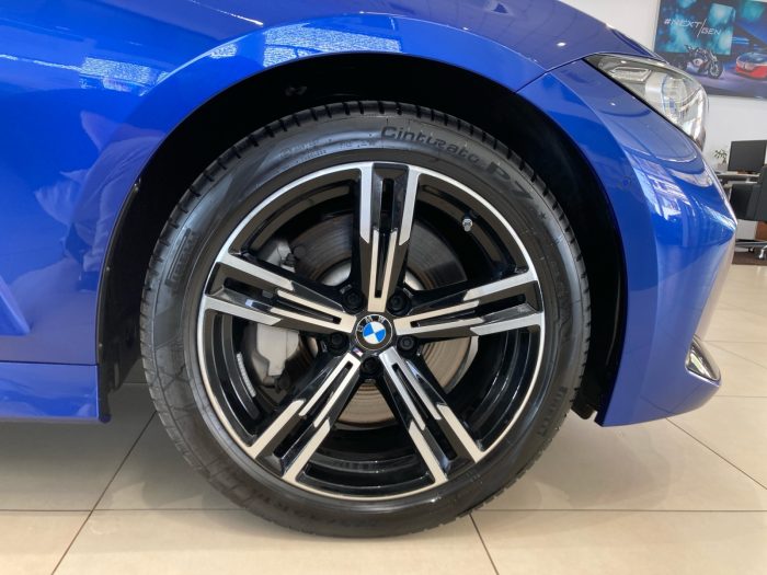 BMW Seria 3, 330I XDRIVE, 2024, 14200 km