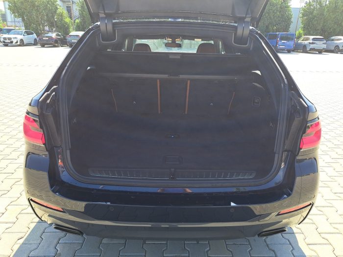 BMW Seria 5, 520D XDRIVE TOURING, 2024, 23291 km