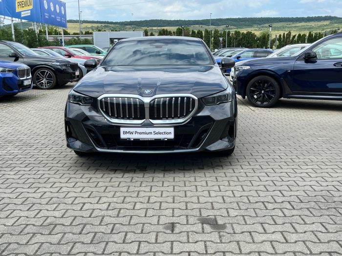 BMW Seria 5, 530E, 2024, 22000 km