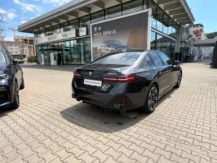 BMW Seria 5, 530E, 2024, 22000 km