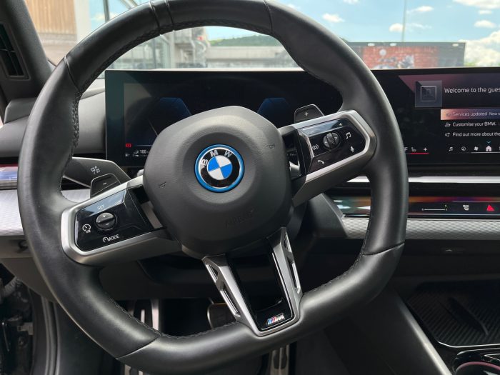 BMW Seria 5, 530E, 2024, 22000 km