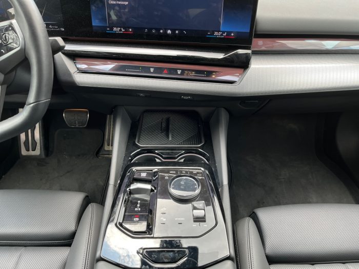BMW Seria 5, 530E, 2024, 22000 km