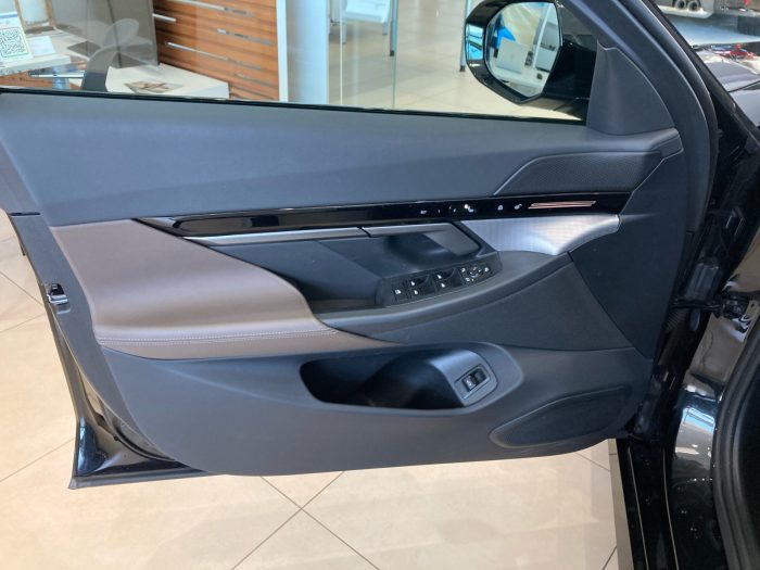 BMW Seria 5, 530E, 2024, 23431 km
