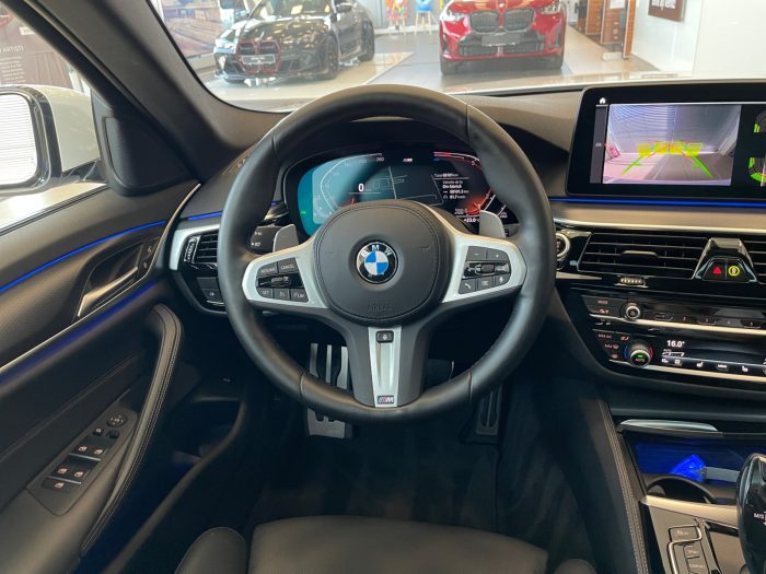 BMW Seria 5, 540I XDRIVE, 2022, 68100 km
